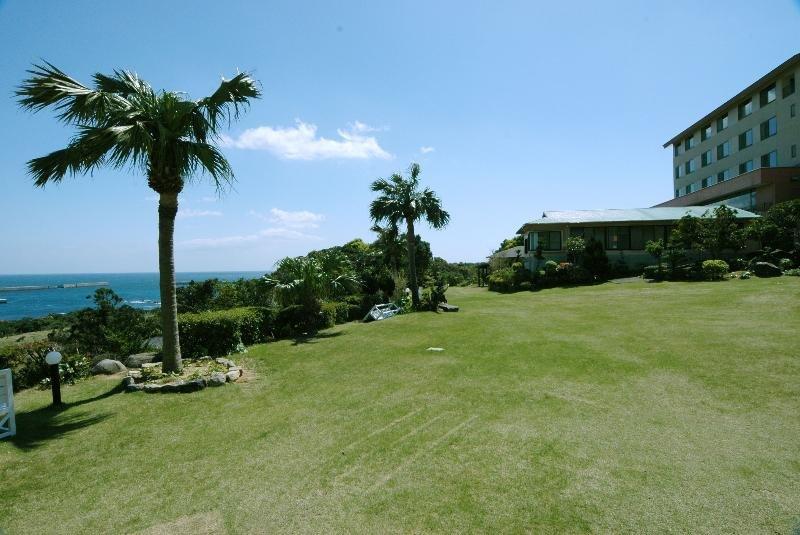 Yakushima Green Hotel Экстерьер фото